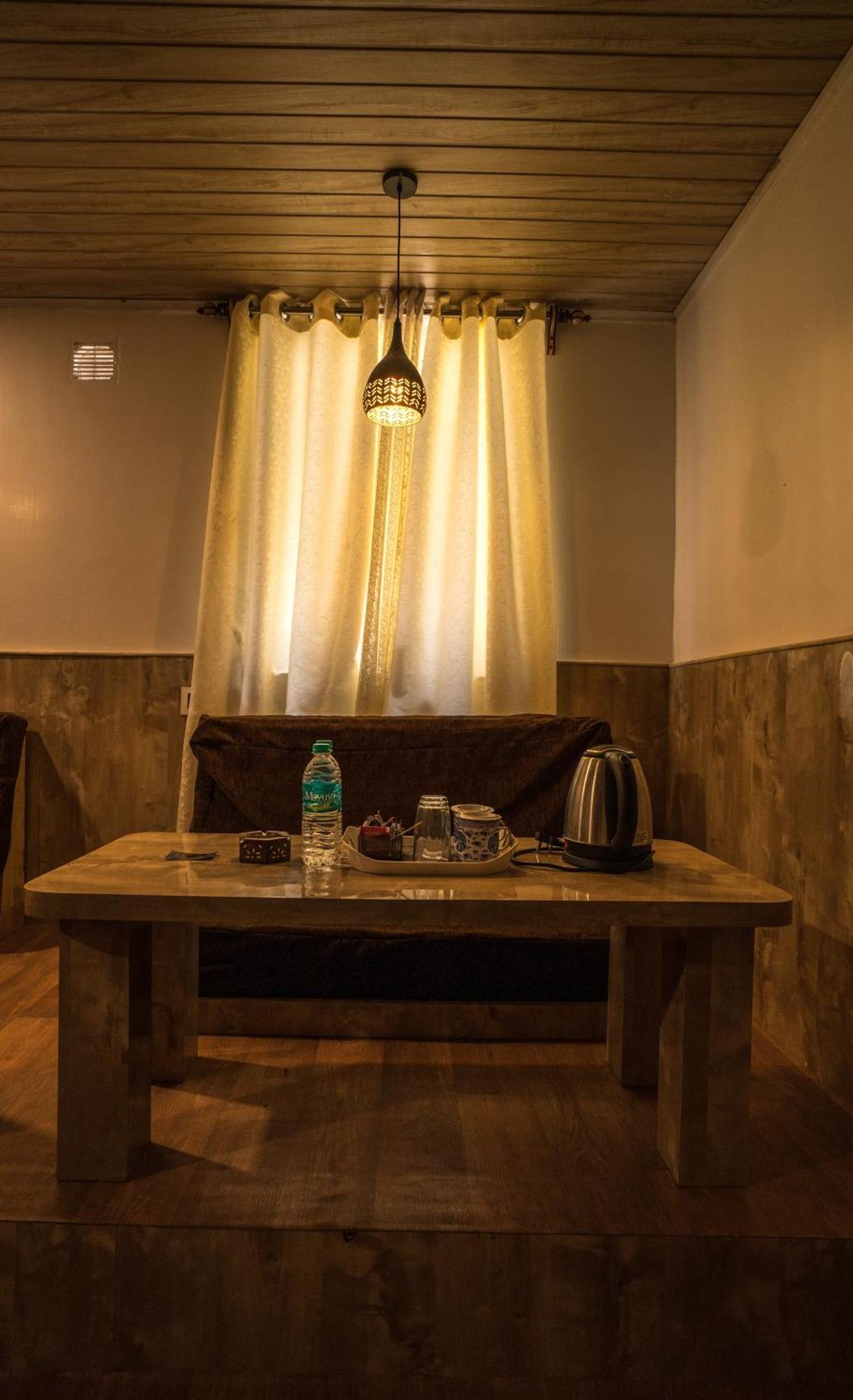 Darjeeling Guest House Deluxe Extérieur photo